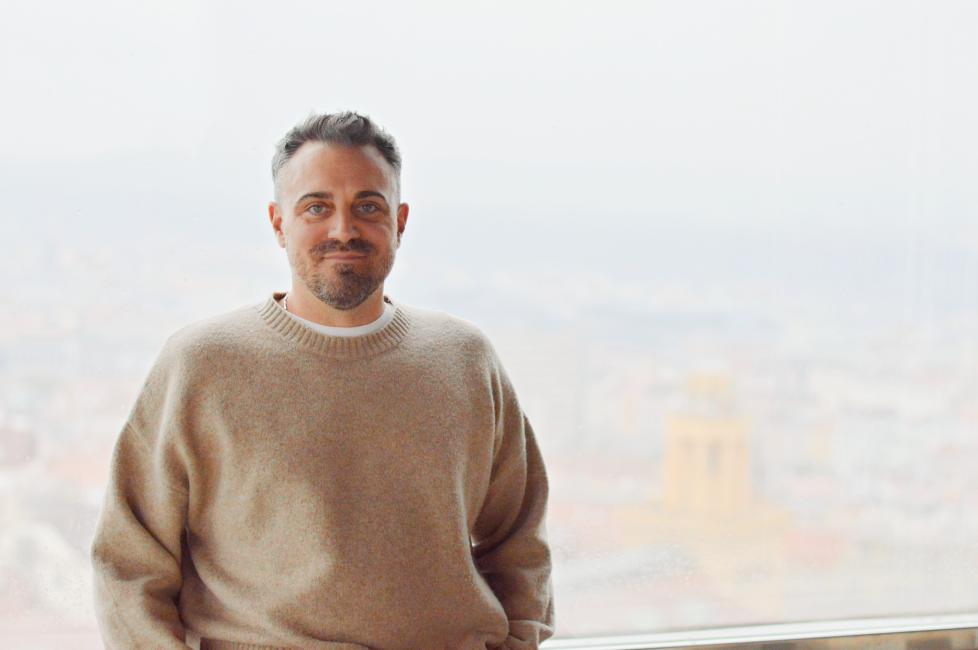 Robert Bryndza: Úspěch přišel přes noc. Teprve teď se v něm učím chodit