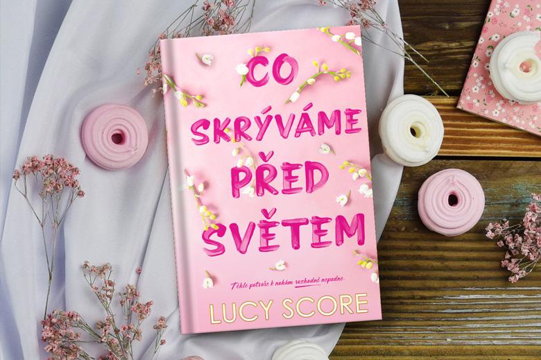 Pět knižních novinek pro ženy: čerstvé kousky od bestsellerových autorek Ali Hazelwood a Lucy Score, historický román Američanka a knižní debut bývalé vrcholové veslařky Daniely Nacházelové