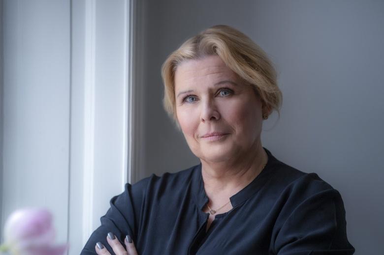 Své příběhy nepovažuji za čistokrevnou romantiku, označila bych je spíš jako společenské romány, říká Ruth Kvarnström-Jonesová